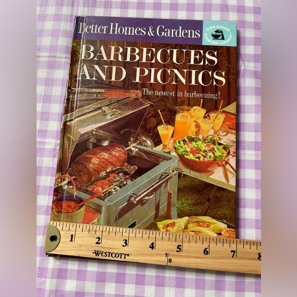 Vintage Better Homes & Gardens (Barbecues and Picnics)Cookbook Meredith 1963 - Picture 5 of 7